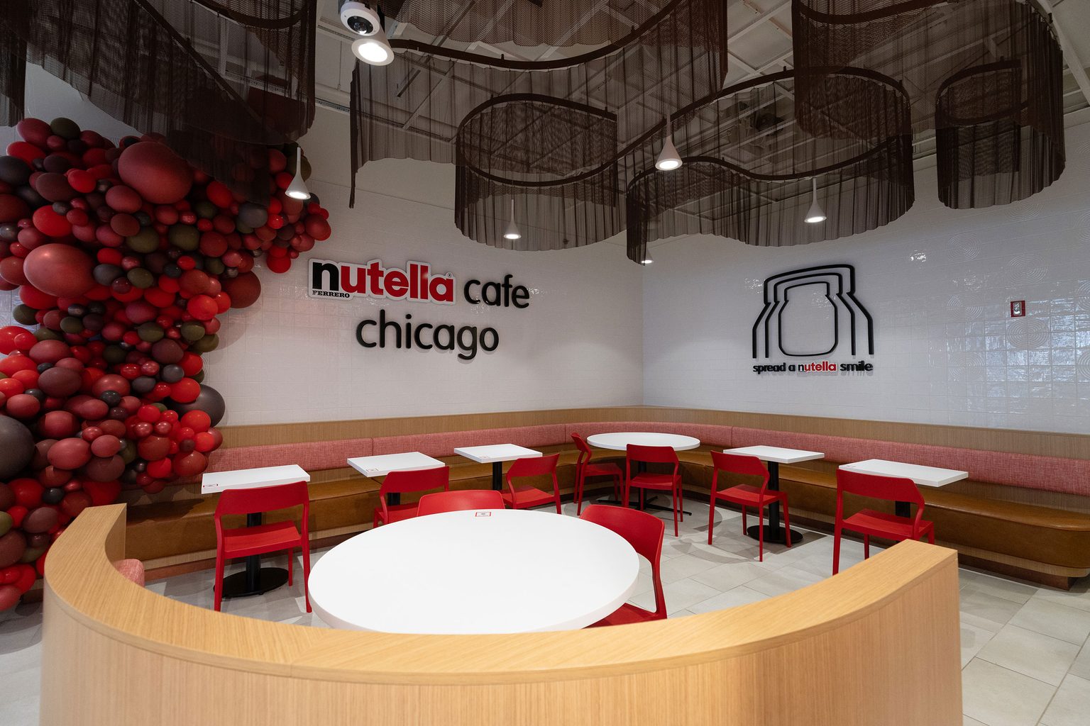 The World's Only Nutella® Café Returns to Michigan Avenue with a Fresh New Experience